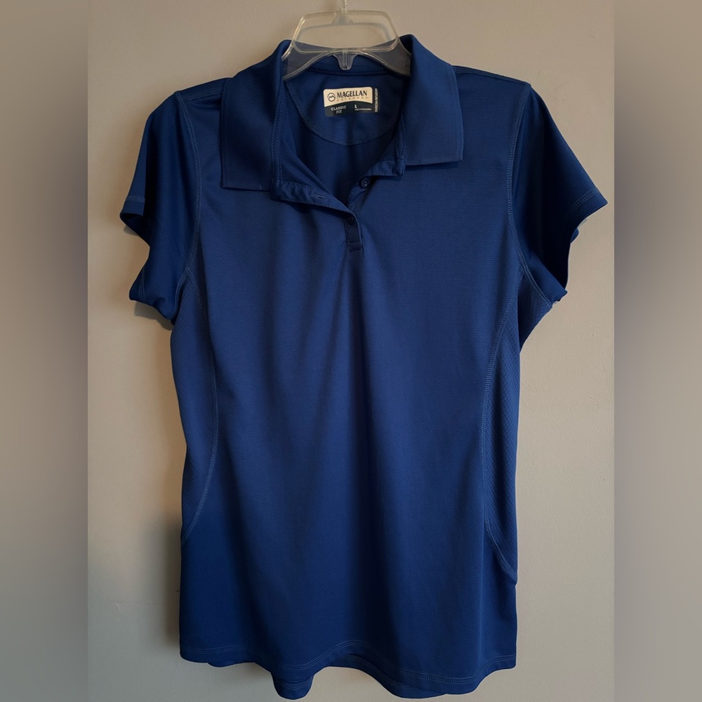 Women’s Magellan Outdoors Moisture Wicking Blue Polo Shirt Size Medium